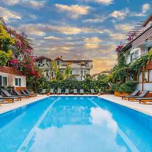 3* Апарт-отель Ten Apart Hotel